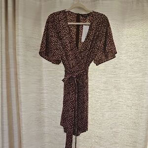 BloomChic Brown and White Floral Romper